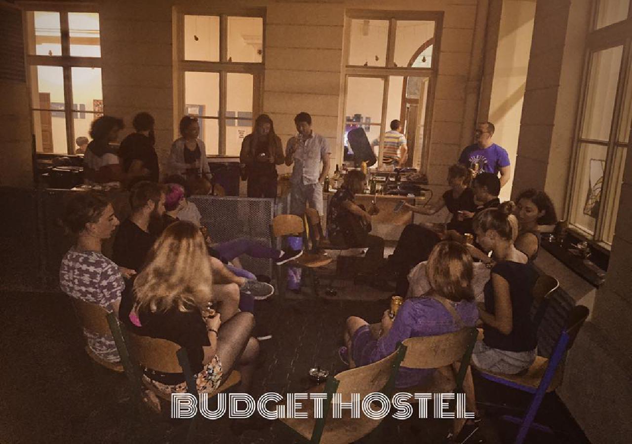 Hostel In School Prague Exterior photo